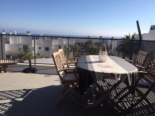 Luxury Front Arenales del Sol