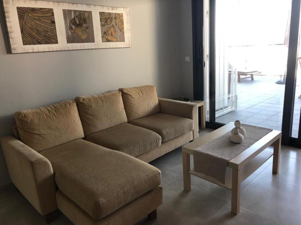 Luxury Front Arenales del Sol