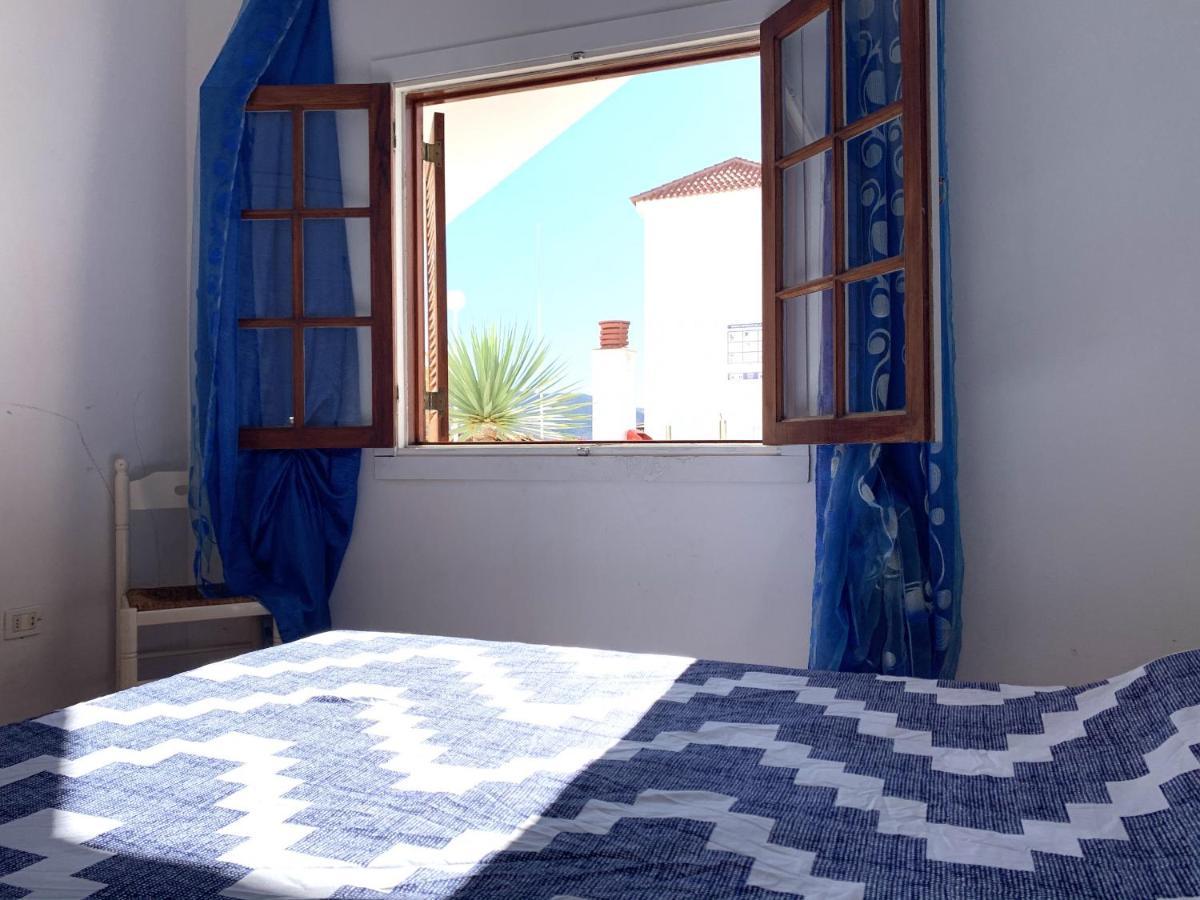 Two Bedroom In Los Cristianos Colina Ii