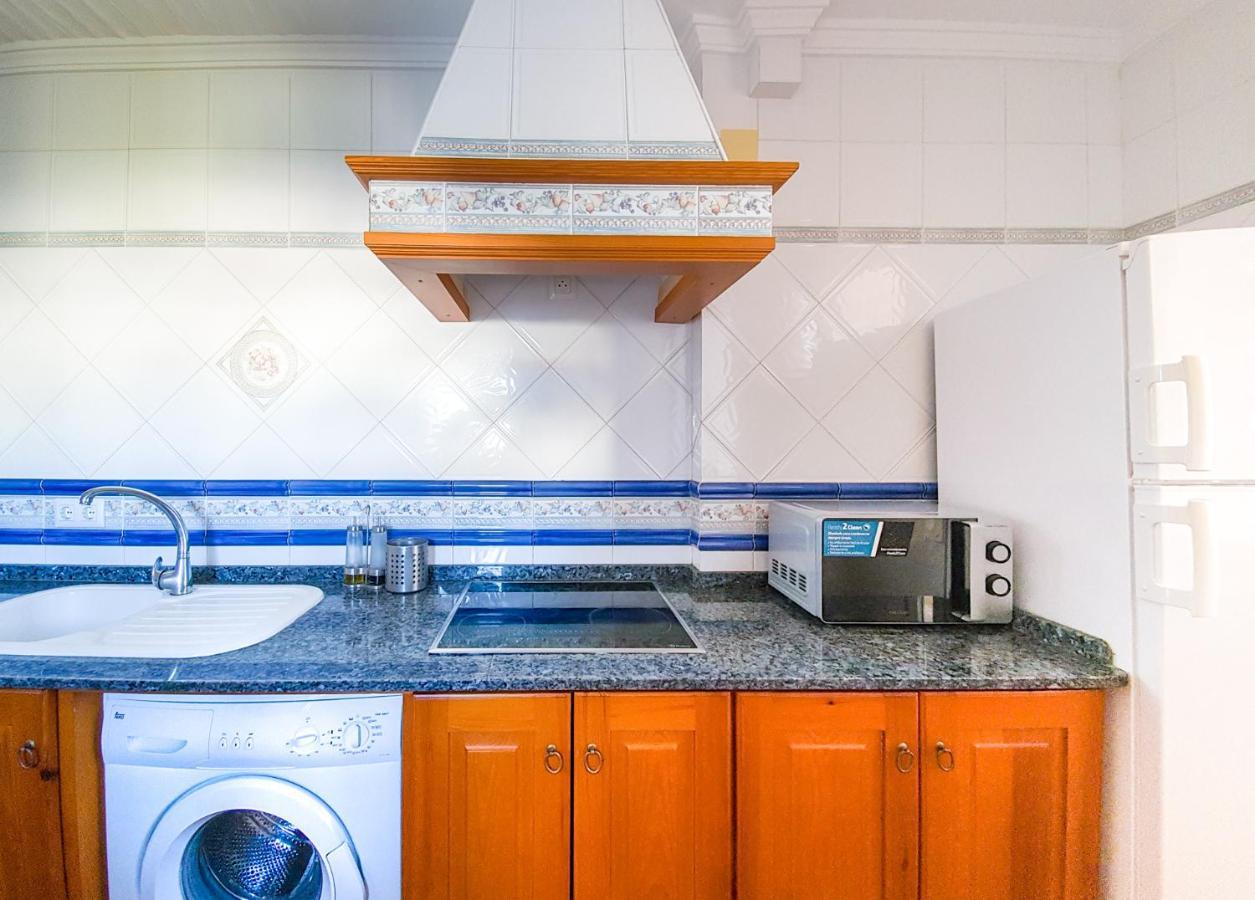 Apartamento En Primera Linea De Playa En Zahara De Atunes *
