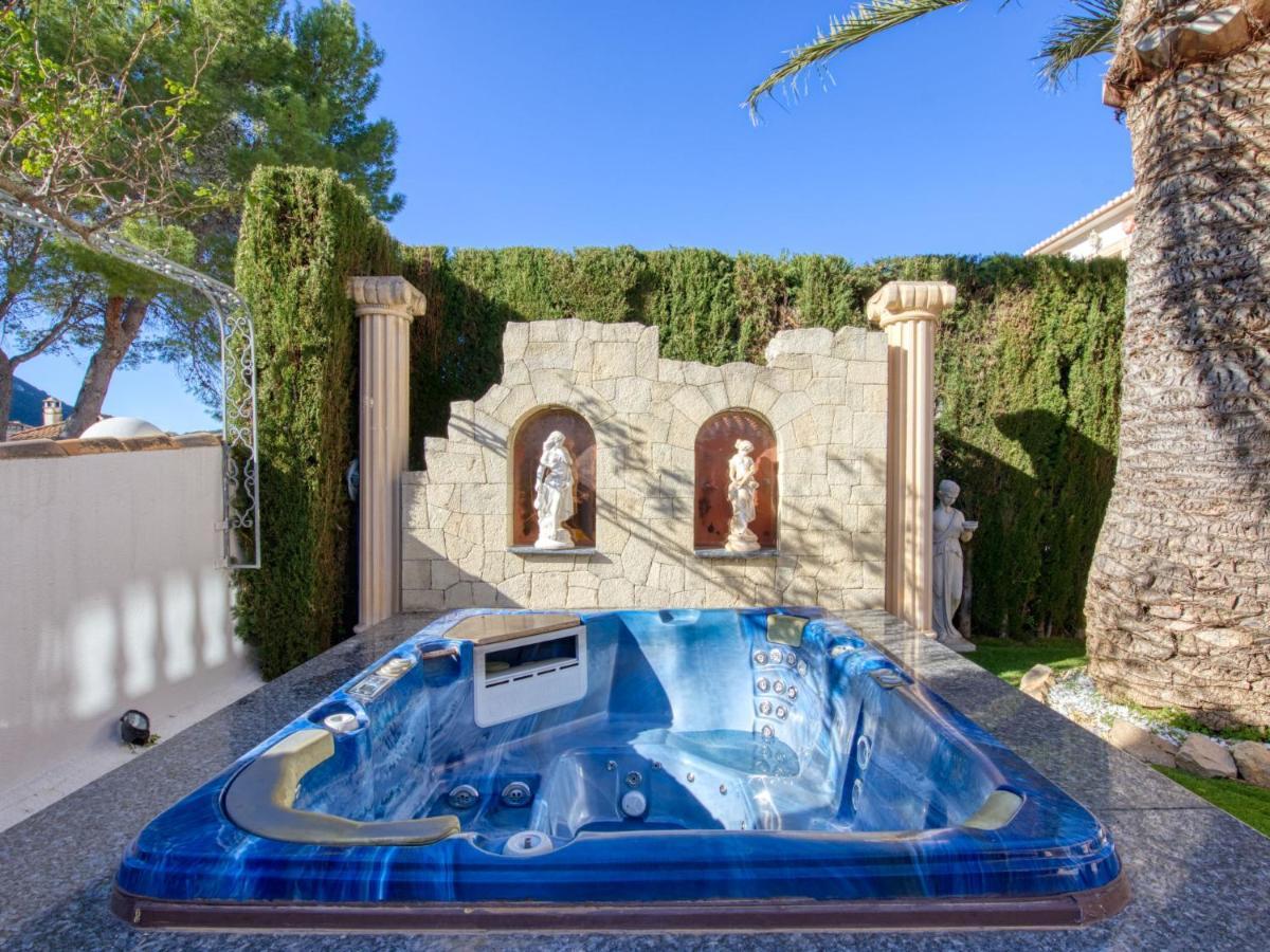 Villa Toscana By Interhome