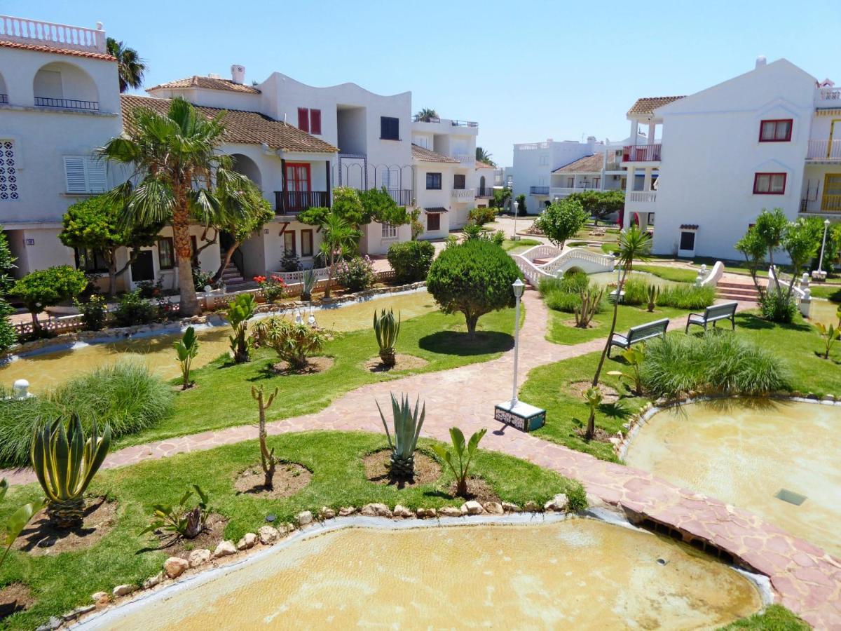 Apartamento En Primera Línea Playa Romana Habitat 3 A 12 Villas *
