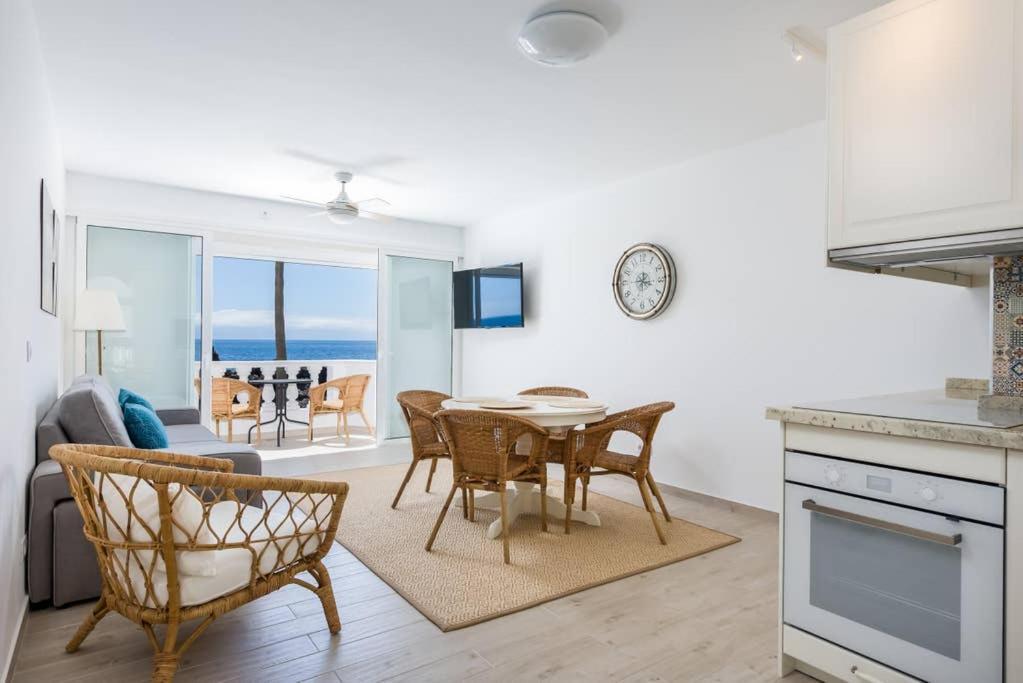 Modern, Cozy And Peaceful Oceanfront Oasis Puerto de Santiago (Tenerife)