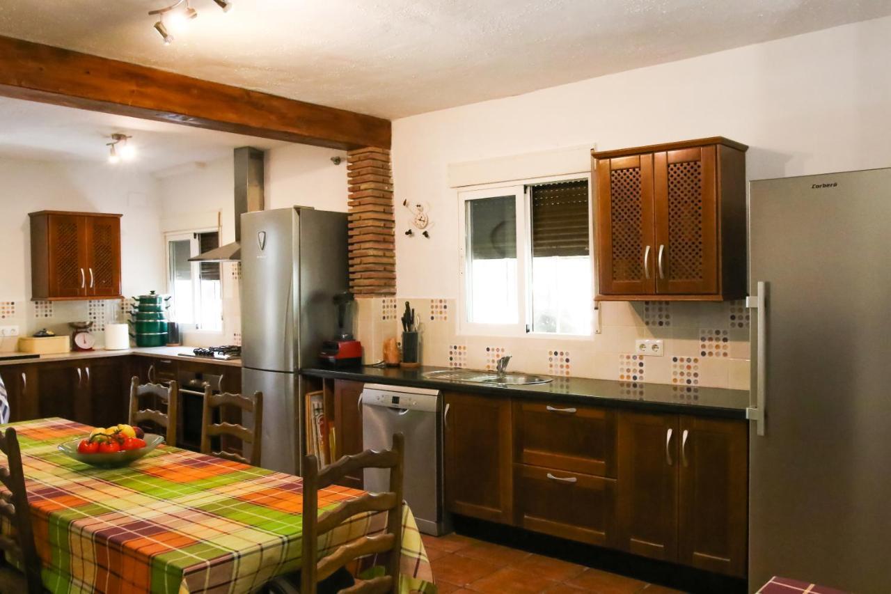 Gorgeous Sleeps 11 Private Pool And Garden