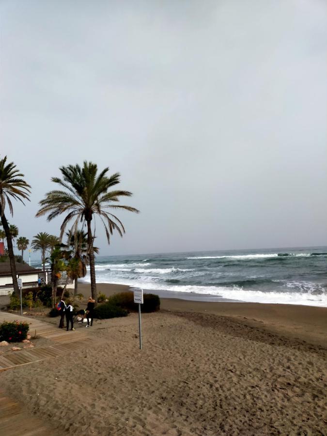 ,apartamento-estudio Primera Linea De Playa Bed & Breakfast Benalmadena