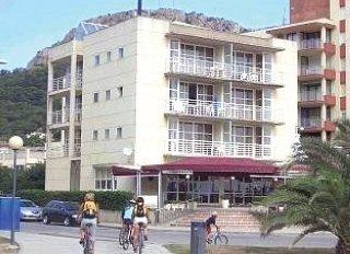 Aries Hotel 3*