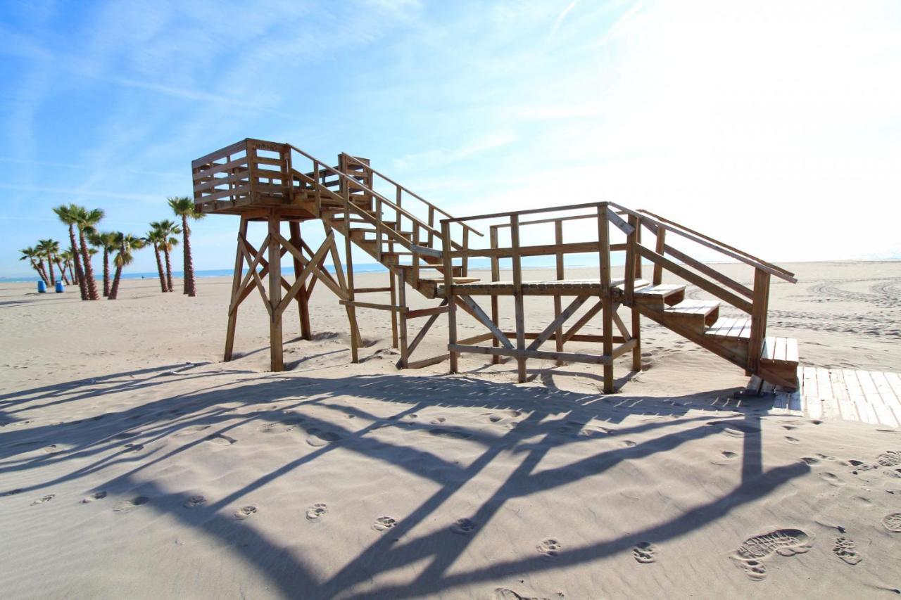 Apartamento Global Properties, Las Dachas 1 - Apartamento En Primera Línea De Playa Canet d'En Berenguer