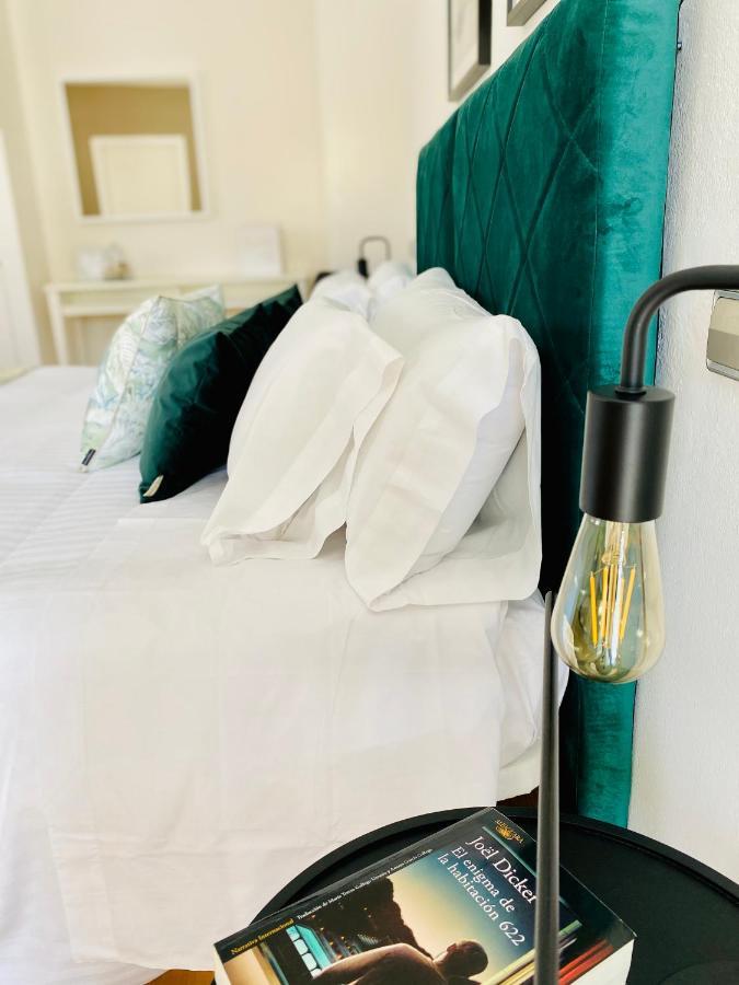 Carbonell Hotel