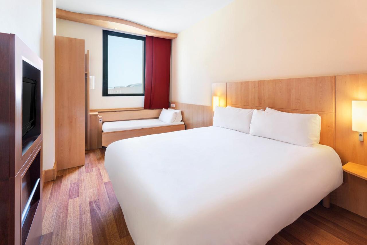 Barcelona Hotel 2*