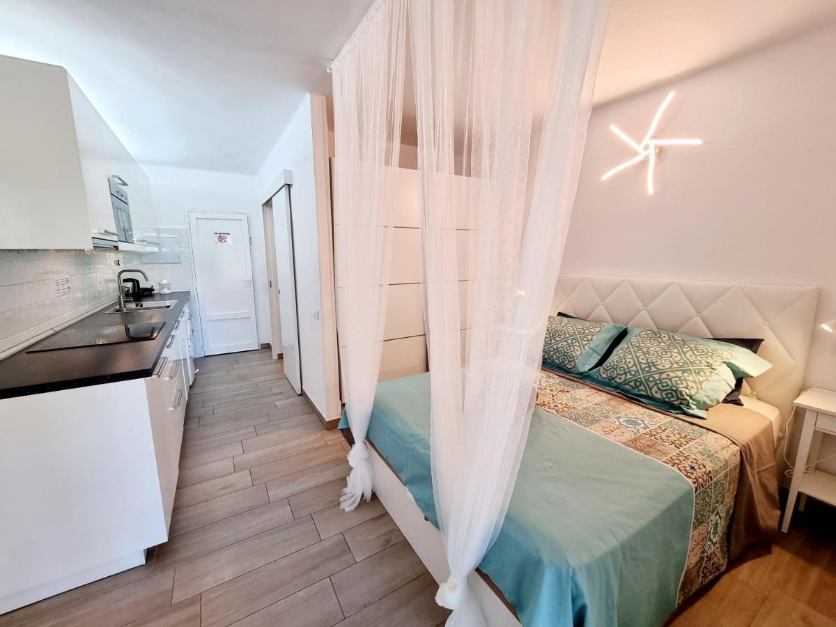 Dino 10 Playa Roca Apartamento *