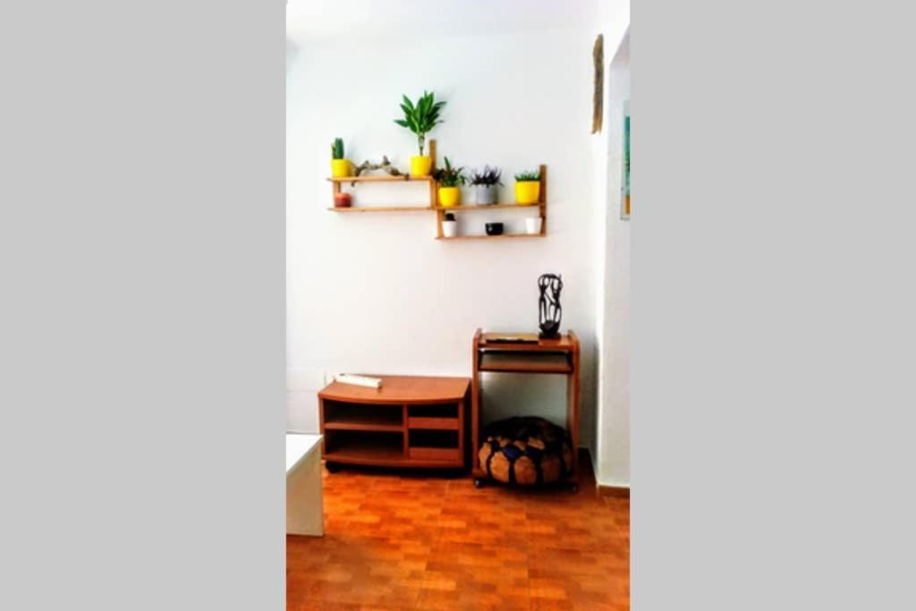Coqueto Apartamento Zapillo A 2 Minutos Playa Apartment *