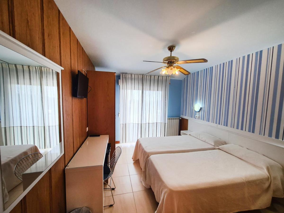 Hotel Ría De 3*