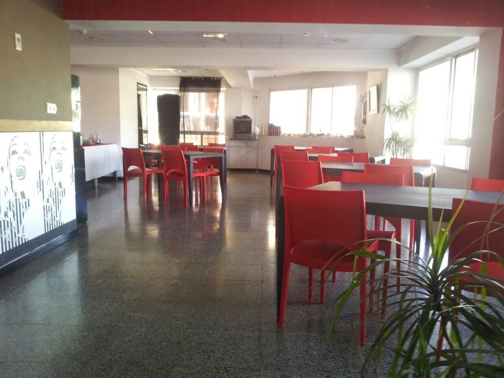 Dl Port Hotel