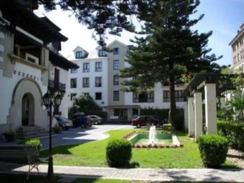 Y Arias Hotel Navia