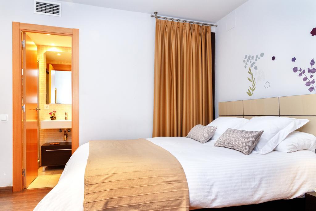 Apartment Feelathome Center *