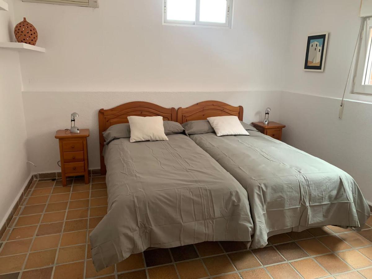 Chalet En Canales De Veneziola Con Piscina Y Embarcadero *
