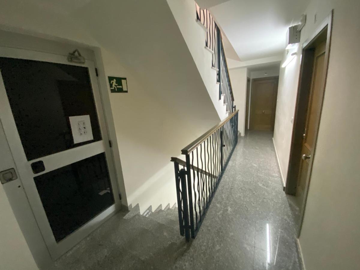 Esjovial Aparthotel *