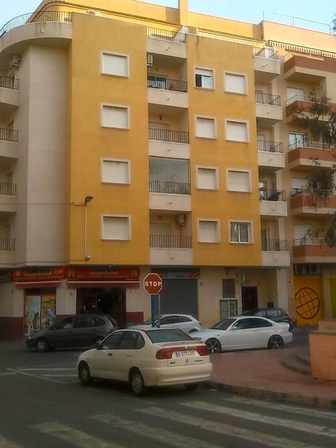 Torrevieja-lugomar * Torrevieja
