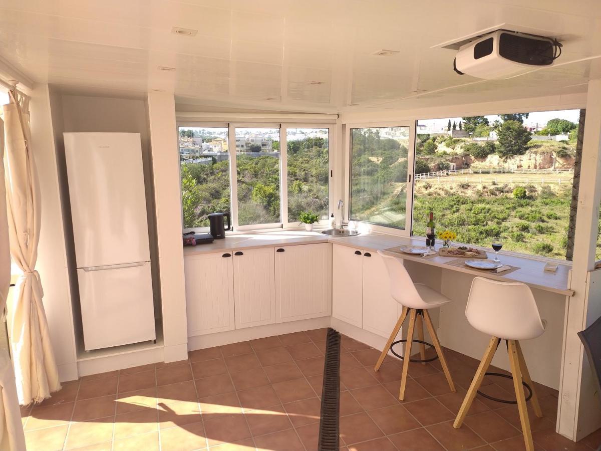3 Bdr House Near La Zenia Private Lounge Terraces, Fire Places, Bbq, Kitchen, Parking *
