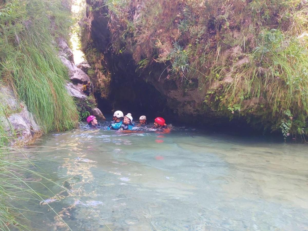 Competa Suites *