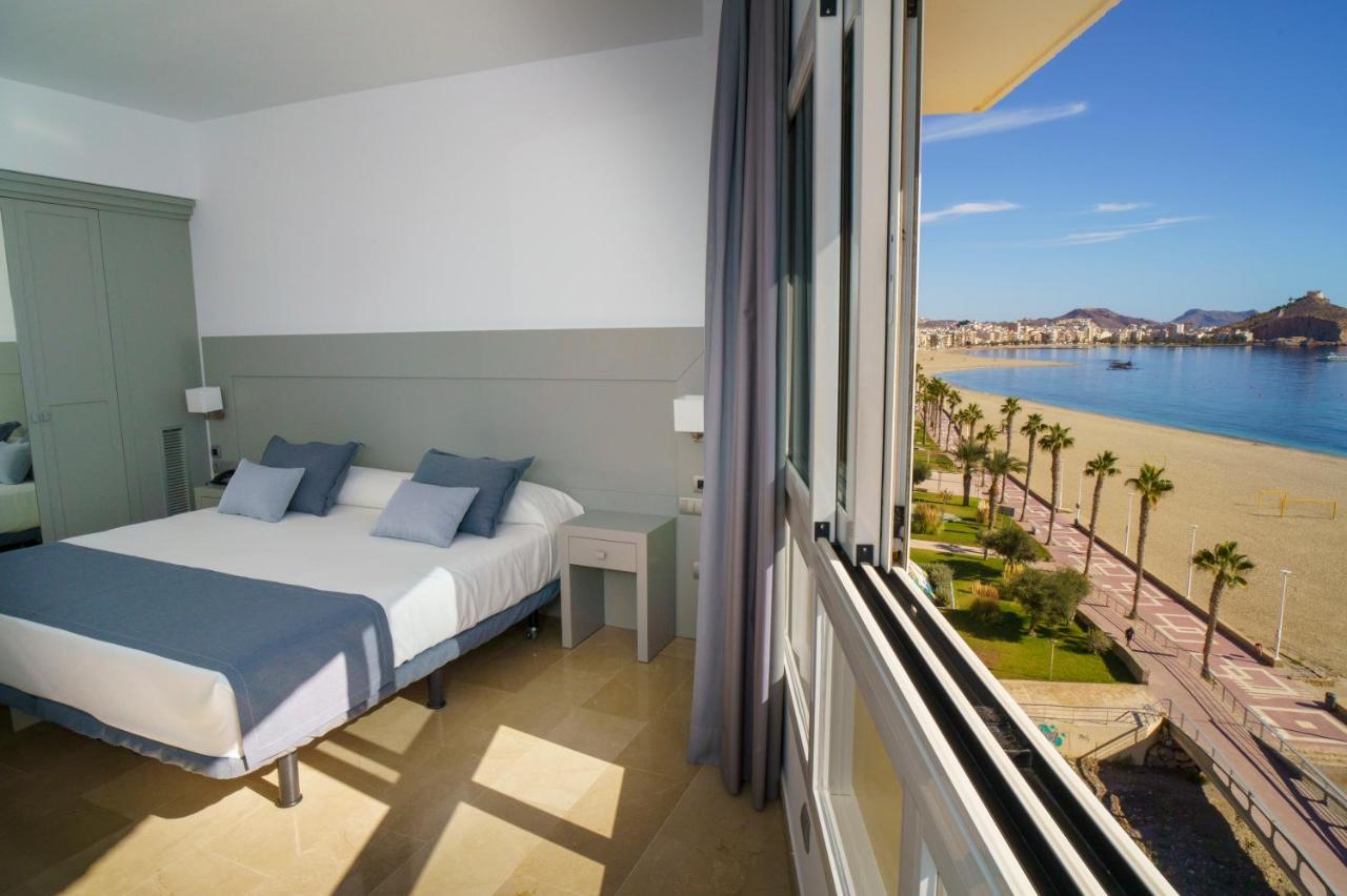 Hotel Senator 4*