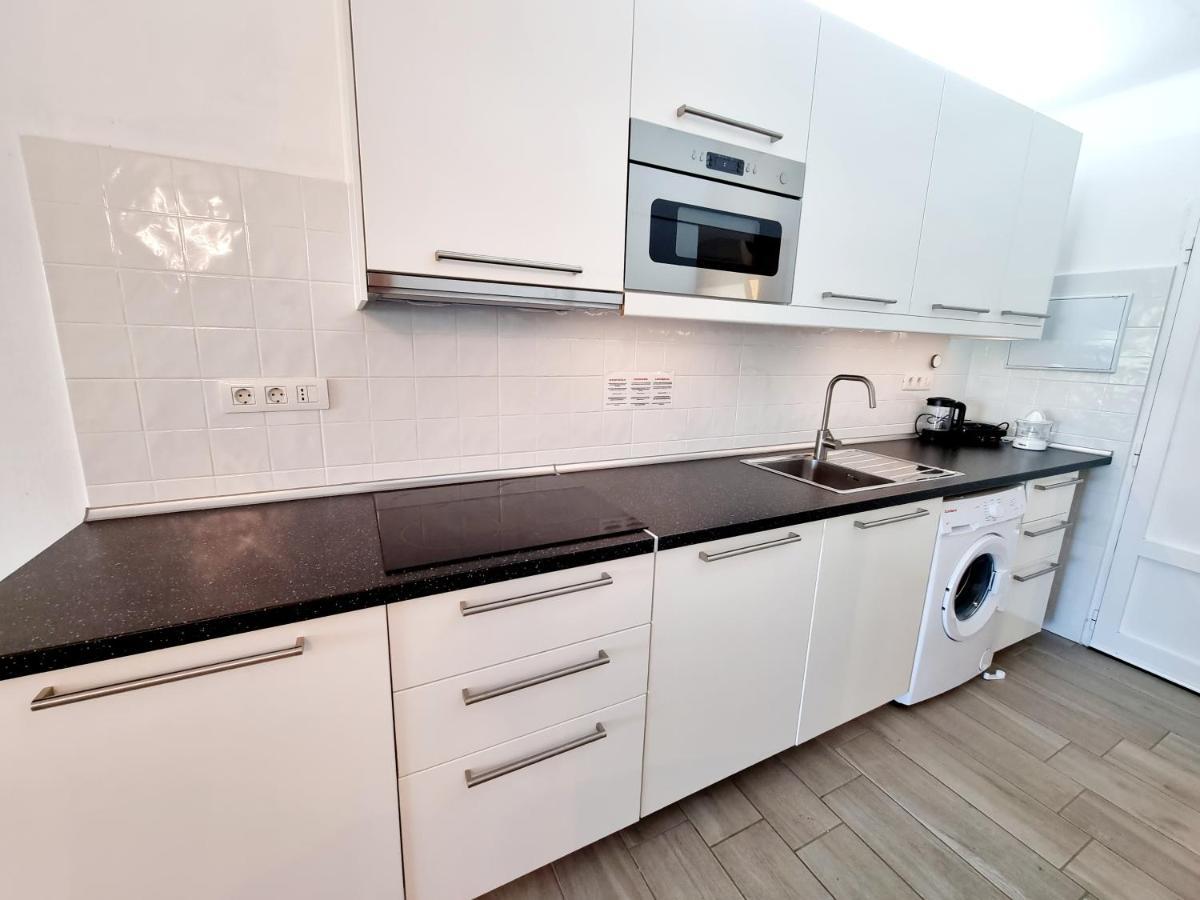 Dino 10 Playa Roca Apartamento