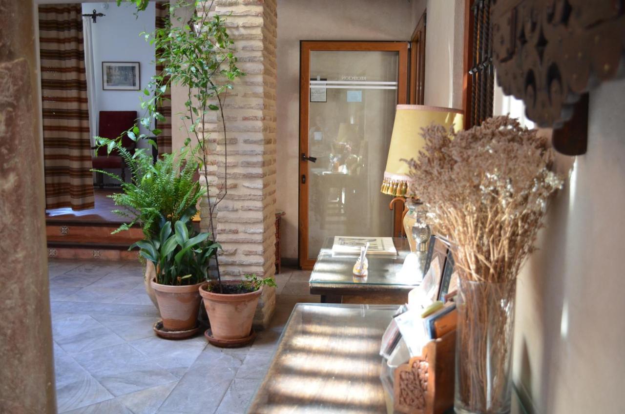 Santa Isabel La Real Hotel 3*