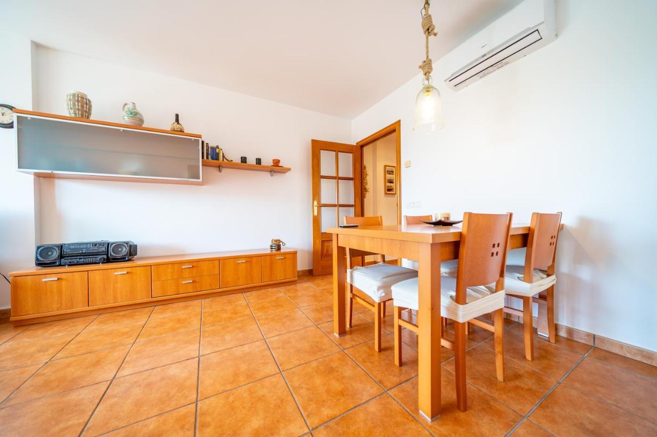 Homeholidaysrentals Adara *