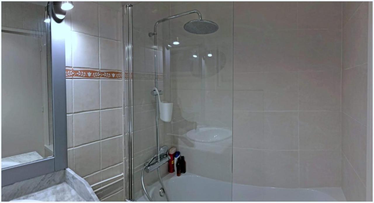 Apartment Excellent Sea View, Free Parking, Wifi *