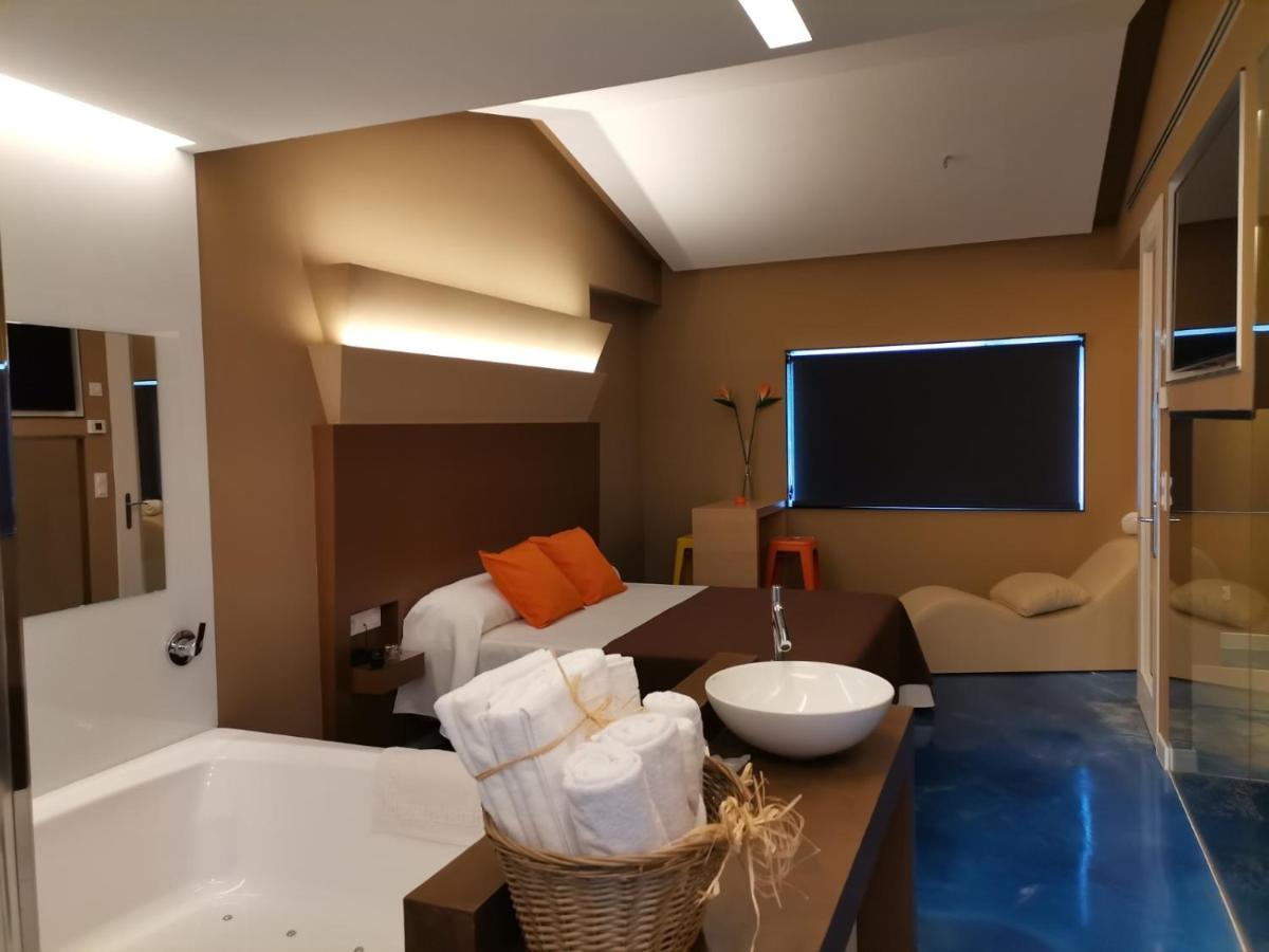 Motel Latino