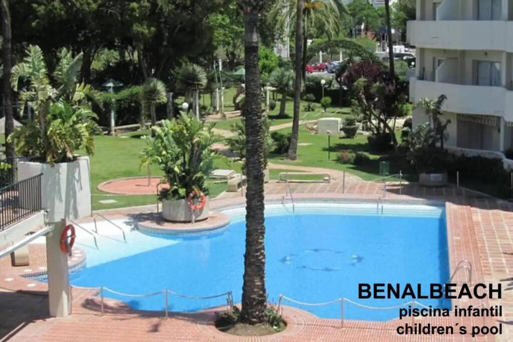 Estudio En Benalbeach, Vistas Mar, Primera Línea Playa Apartamento
