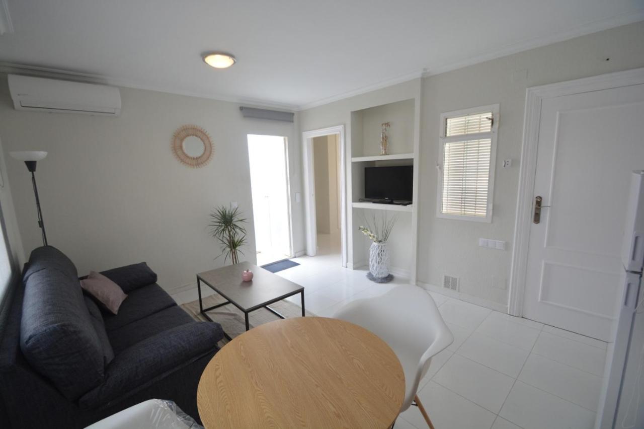Apartment Dejavu *