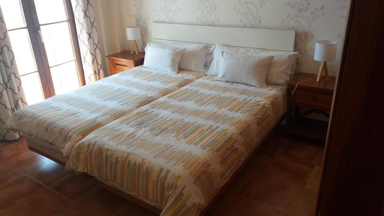 Atlantika, Solo Familias O Parejas Apartment *