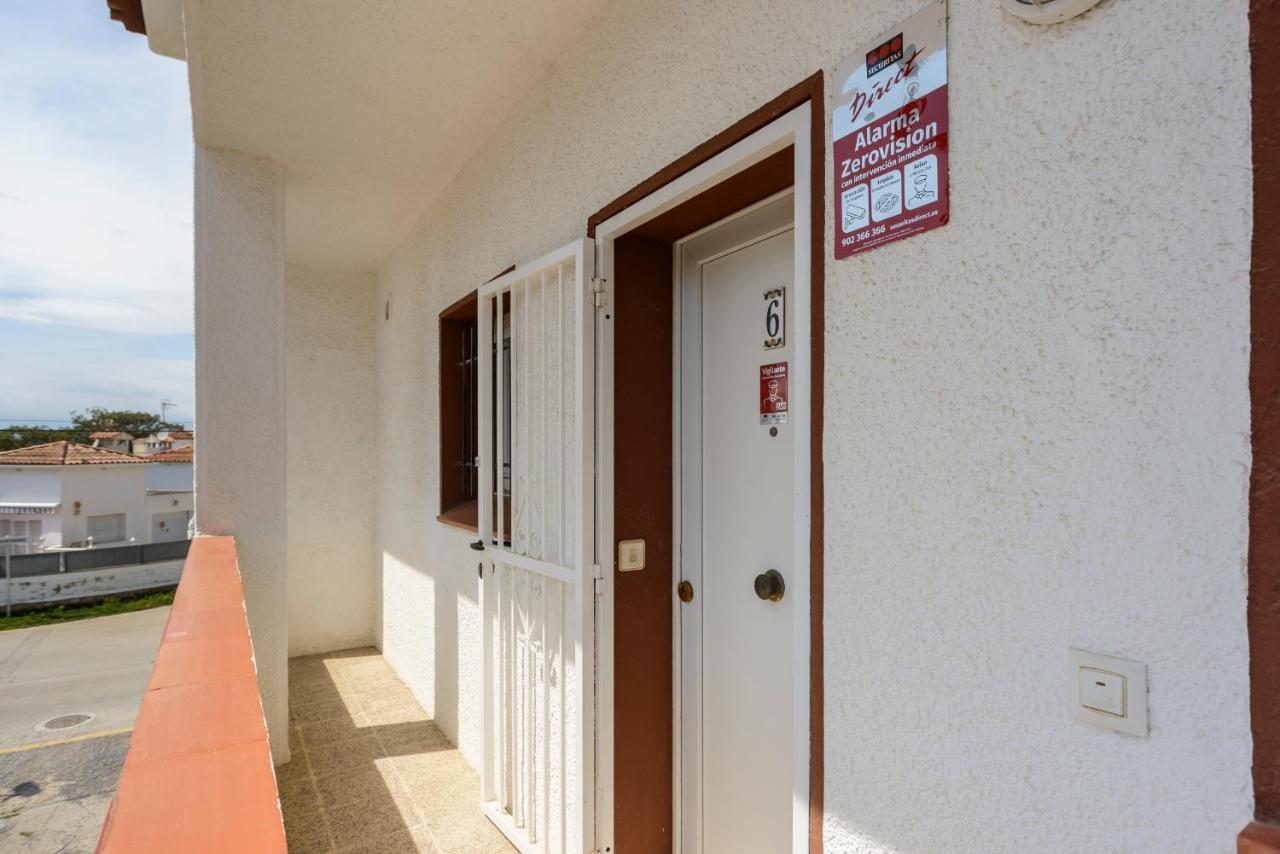 Sant Mori Apartment