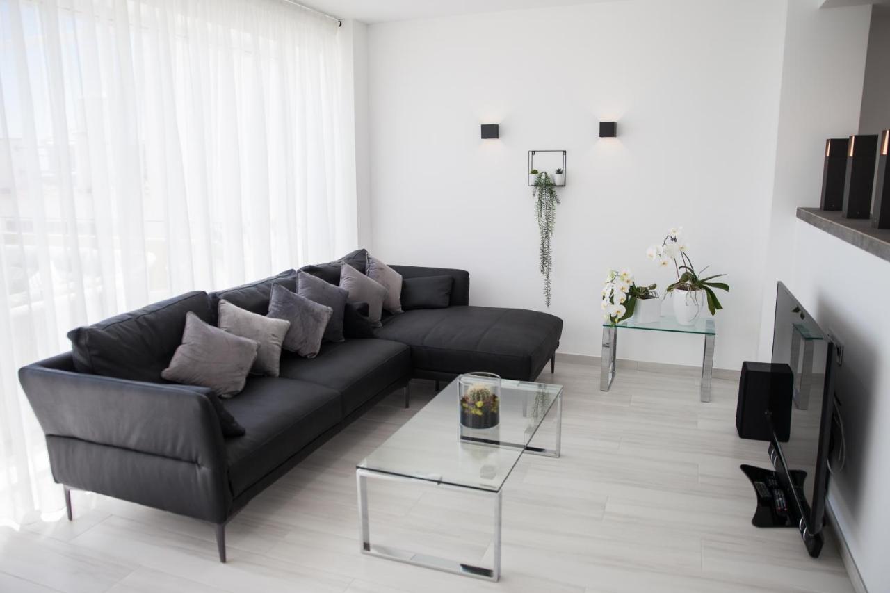 Spacious 200 Sq.m. Penthouse With Sea View Terraces Apartamento *