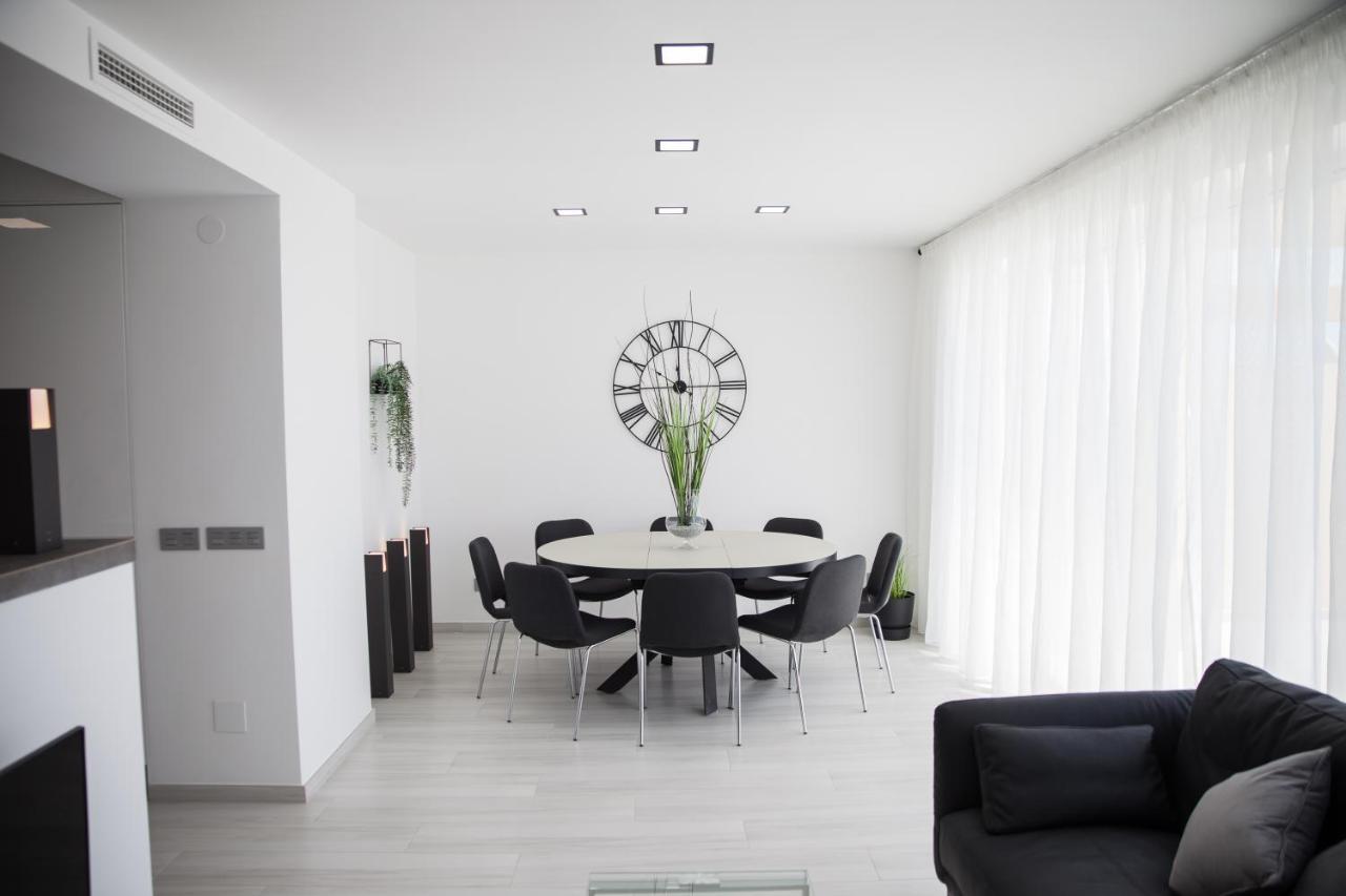 Apartamento Spacious 200 Sq.m. Penthouse With Sea View Terraces