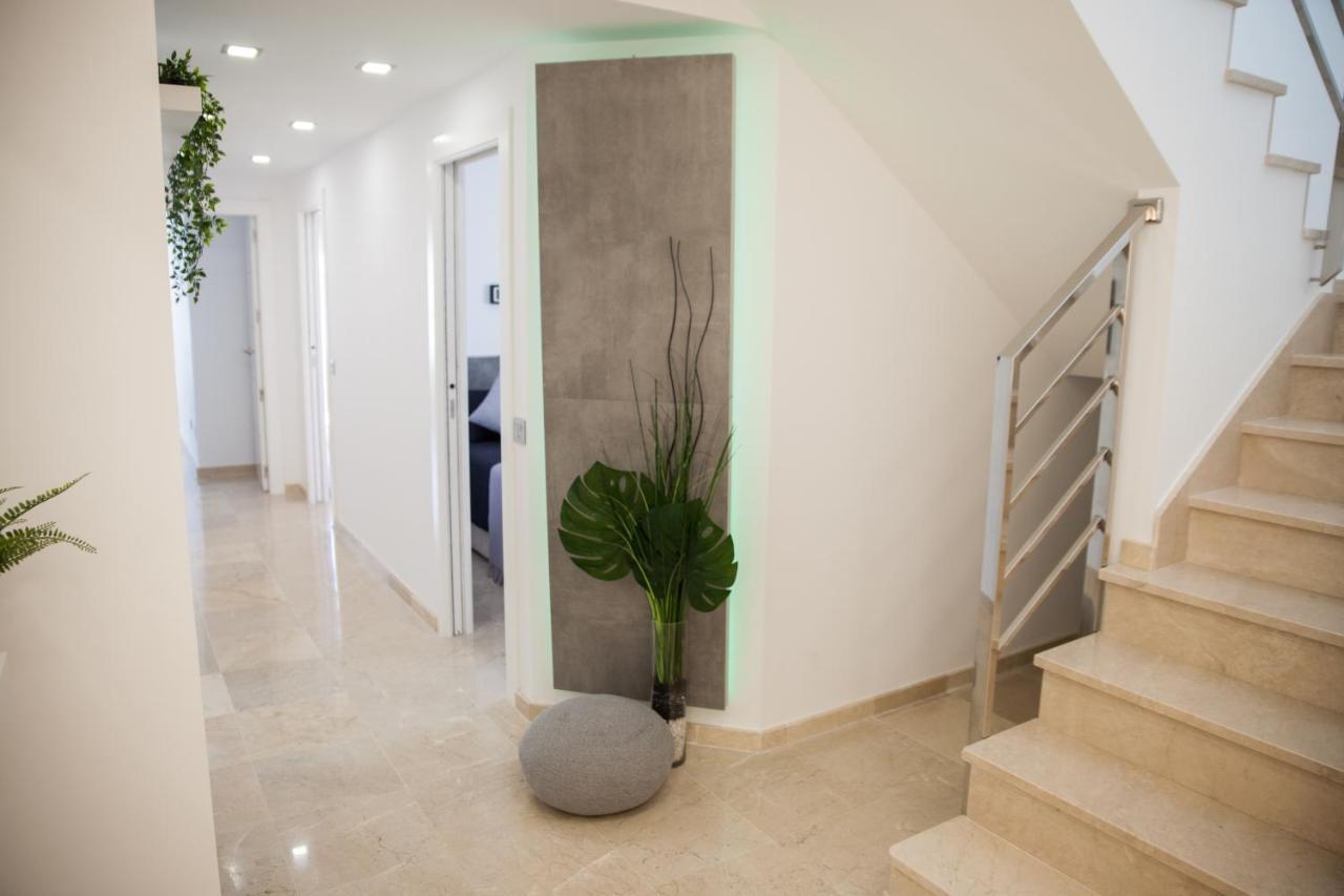 Spacious 200 Sq.m. Penthouse With Sea View Terraces Apartamento Torremolinos