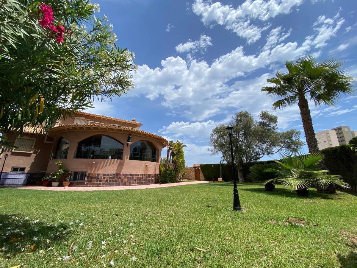 Chalet En Canales De Veneziola Con Piscina Y Embarcadero * La Manga del Mar Menor