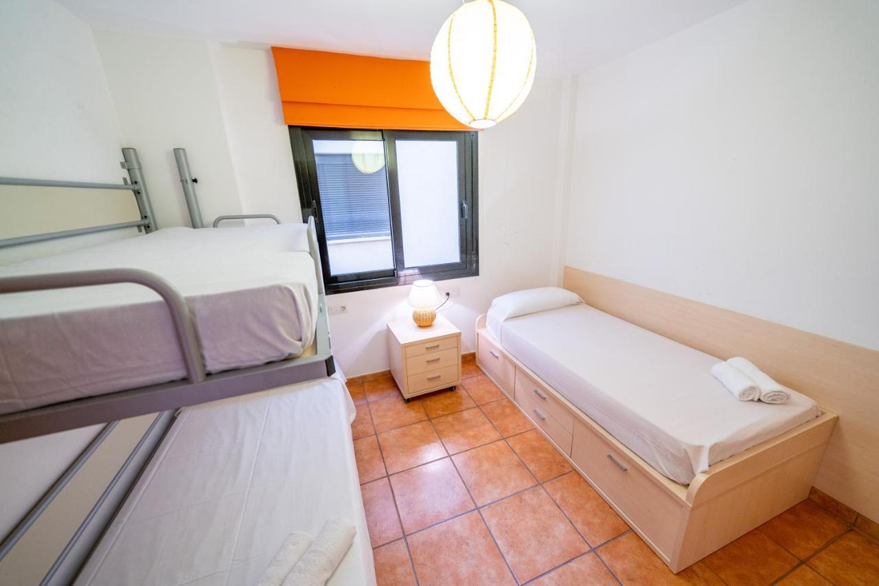 Homeholidaysrentals Adara