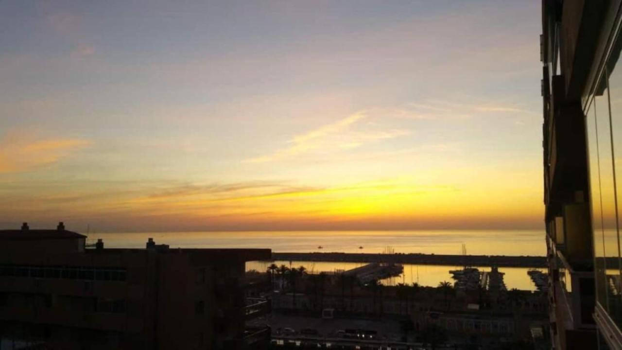 Apartamento El Puerto - En El Mismo Centro De Fuengirola, Primera Línea De Playa
