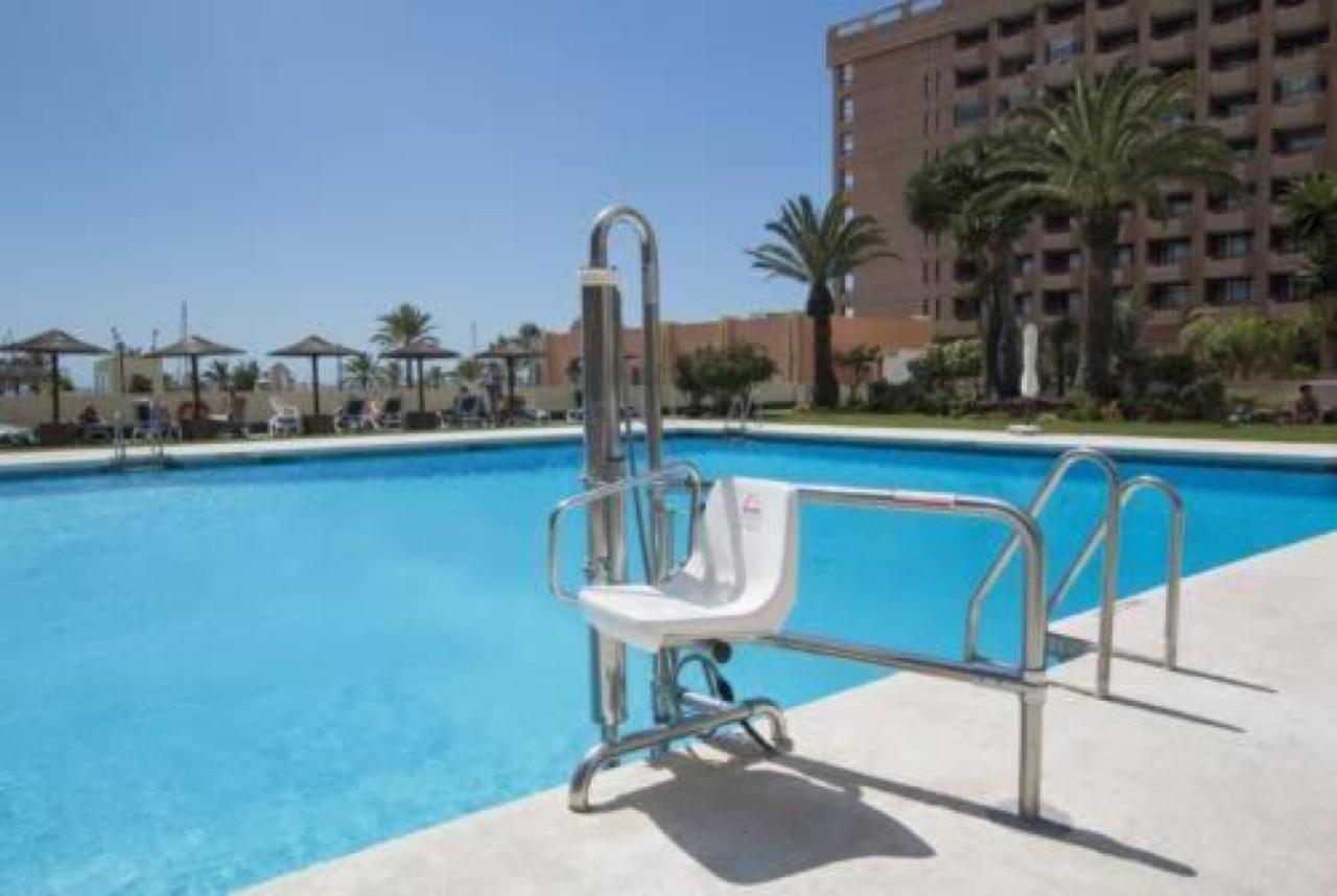 El Puerto - En El Mismo Centro De Fuengirola, Primera Línea De Playa * Fuengirola