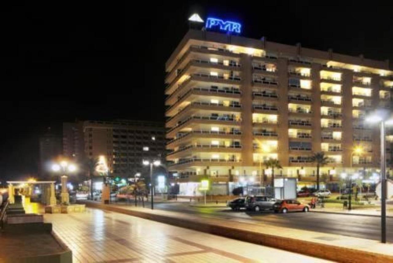 El Puerto - En El Mismo Centro De Fuengirola, Primera Línea De Playa *