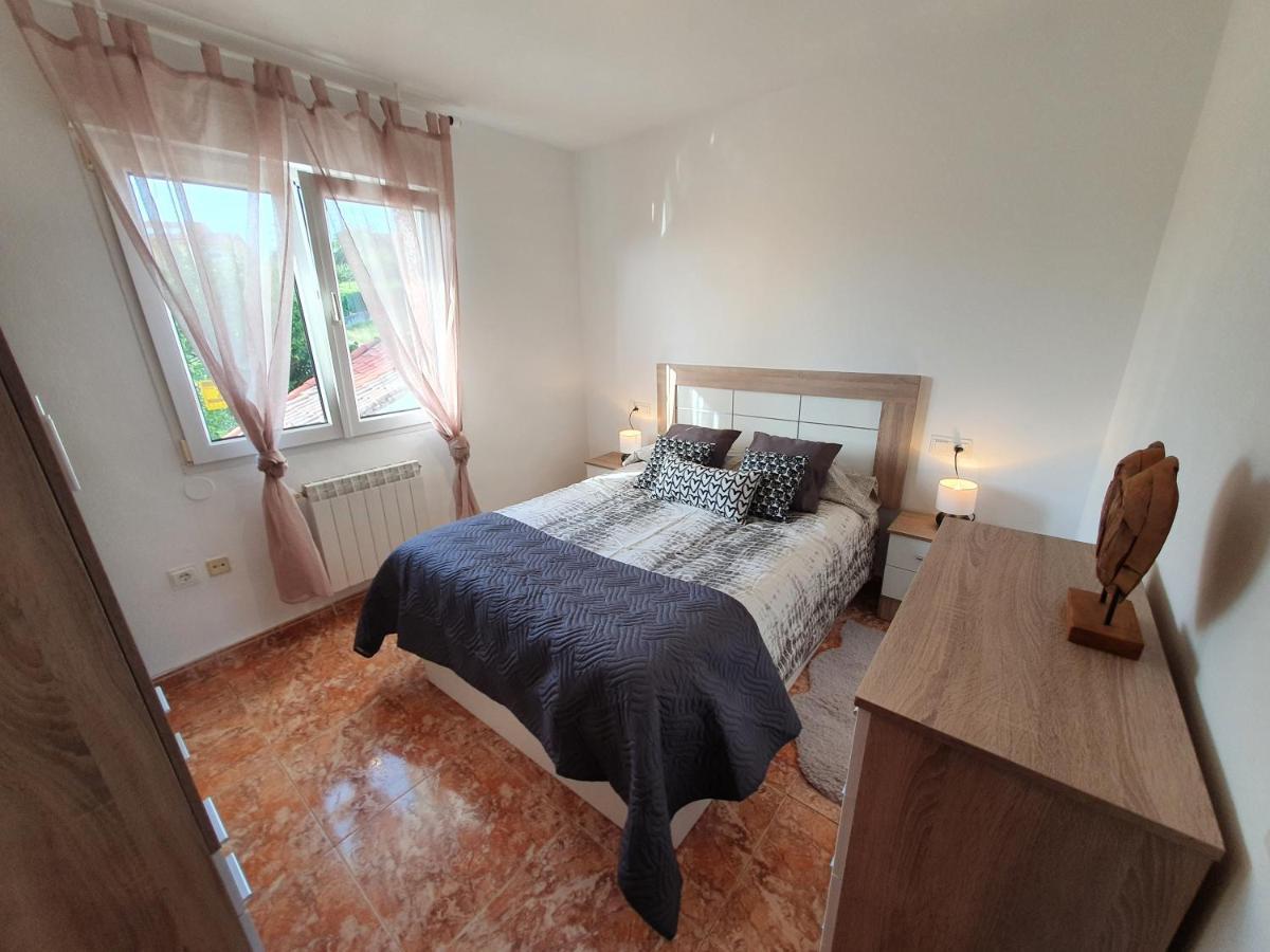 Lola - Casa Con Futbolin-billar-diana - 6pax - Vv-1734-as * Gijon