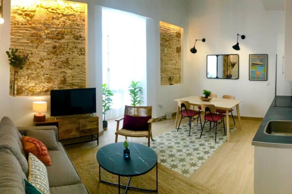 Gatu Premium Libertad, Preferente Mayores De 25 Anos Y Familias Apartment *