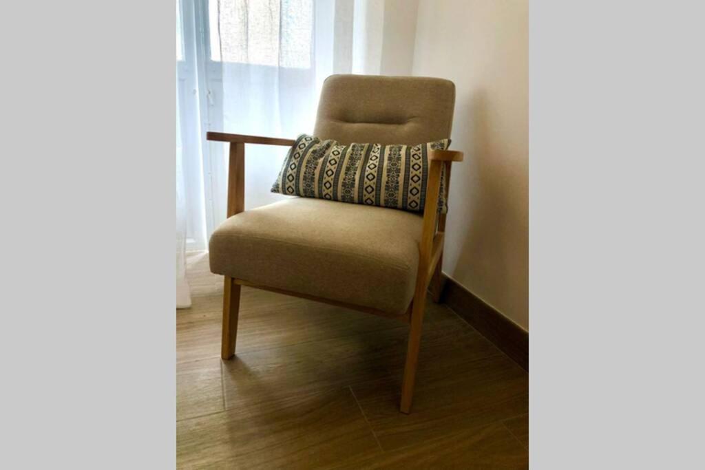 Gatu Premium Libertad, Preferente Mayores De 25 Anos Y Familias * Cadiz
