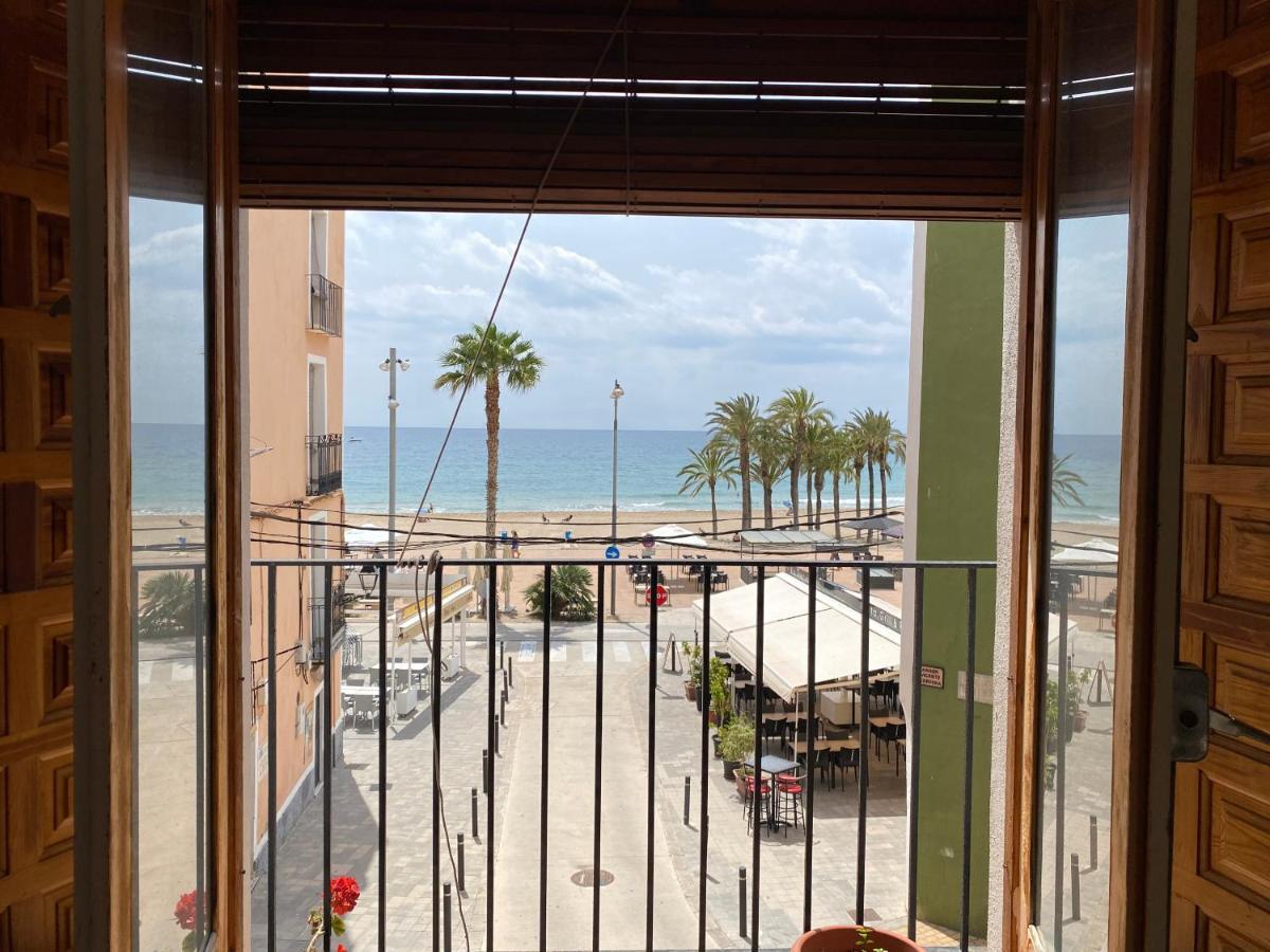 Apartment In Front Of The Primera Linea De Playa