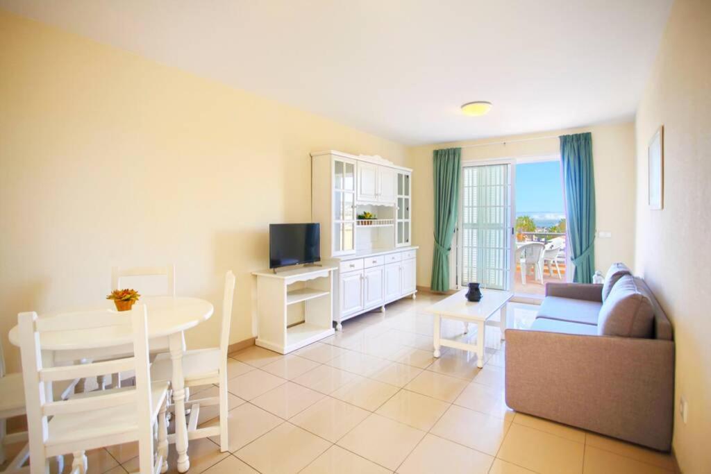 El Veril 84 Bahia Del Duque Apartment