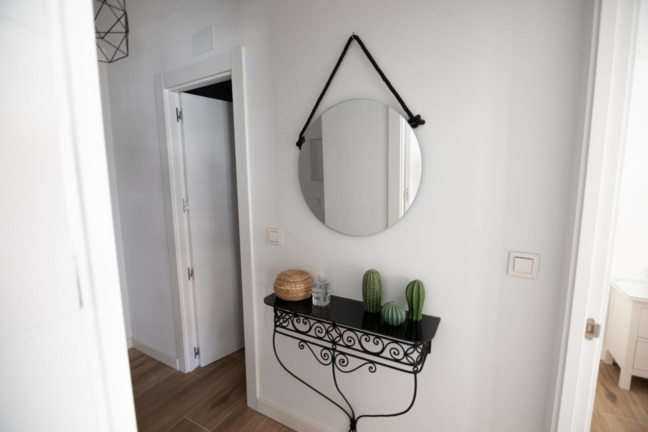 Apartamento Piso Con Terraza Muy Cercano A La Playa *