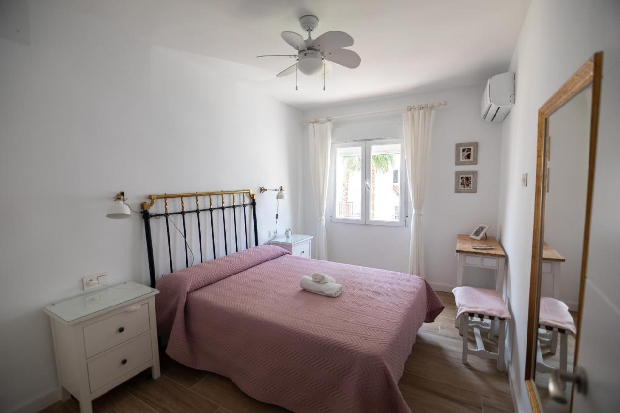 Piso Con Terraza Muy Cercano A La Playa Apartamento