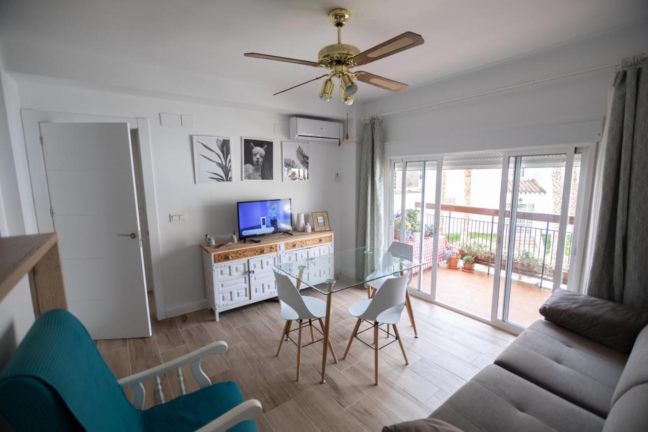 Piso Con Terraza Muy Cercano A La Playa Apartamento